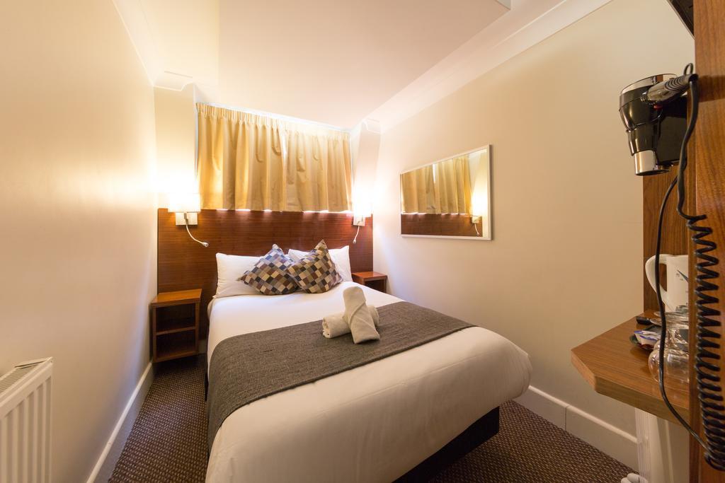 Chester Hotel London Exterior photo
