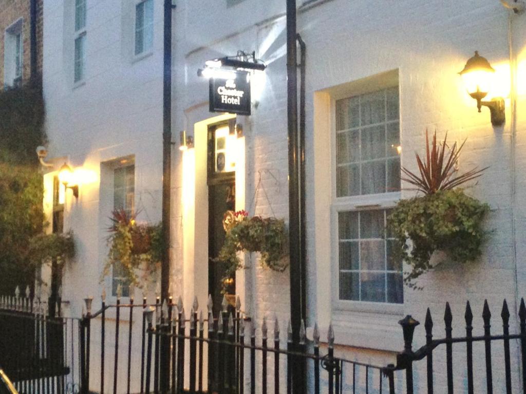 Chester Hotel London Exterior photo