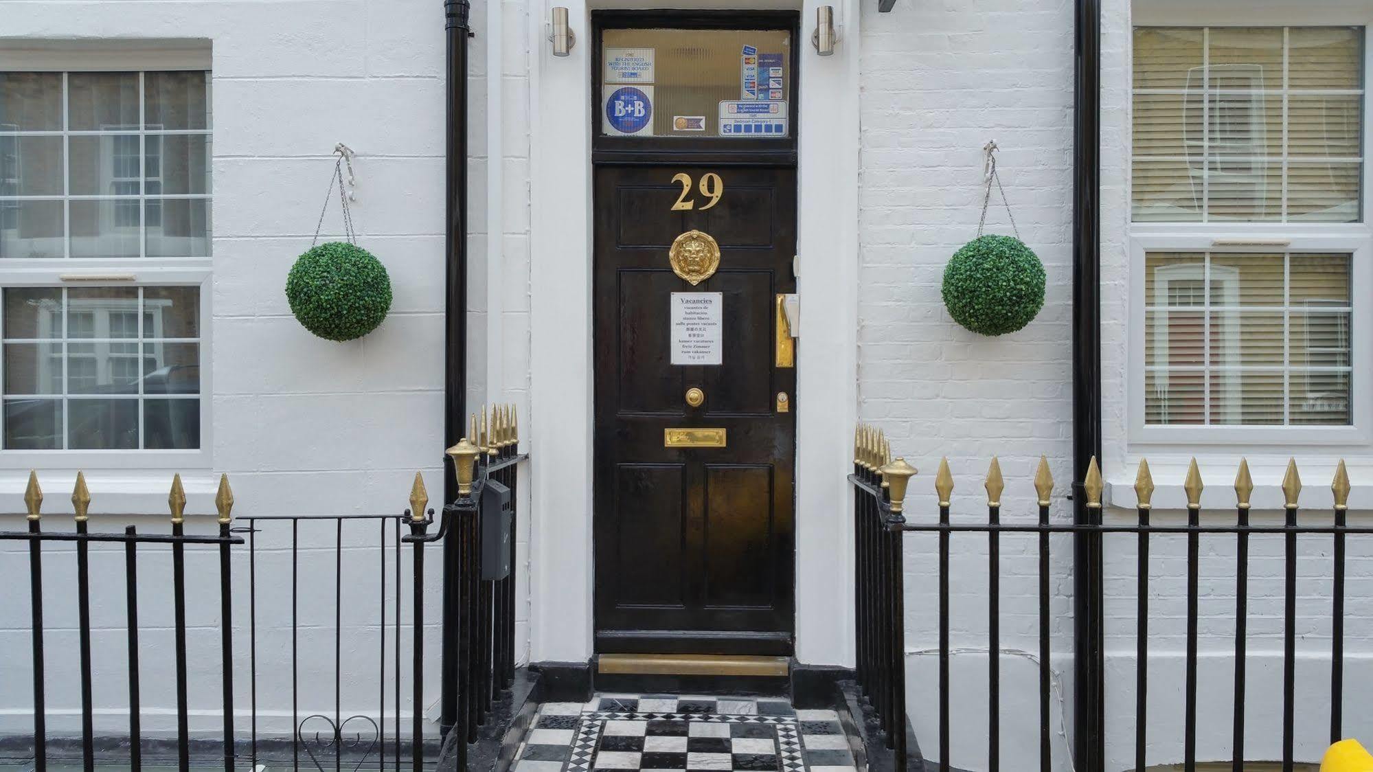 Chester Hotel London Exterior photo